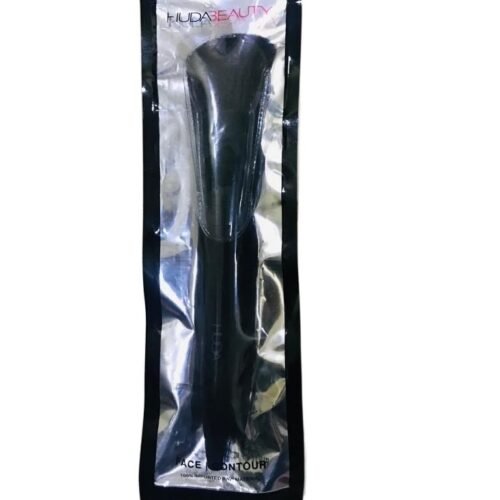 HUDA BEAUTY Face Contour Makeup Brush hbb