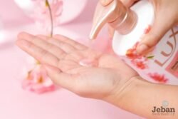 LUX Shower CREAM [luds] Dewy Sakura 2X Moisturizing Essence 450 ml