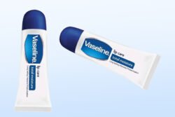 fa44678863d265da01bf1ff4b8c918fe.jpg Vaseline Lip Care vltm1 Total Moisture Long Lasting – 10g